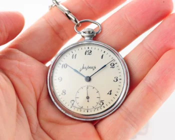 Molnija open face vintage Soviet pocket watch