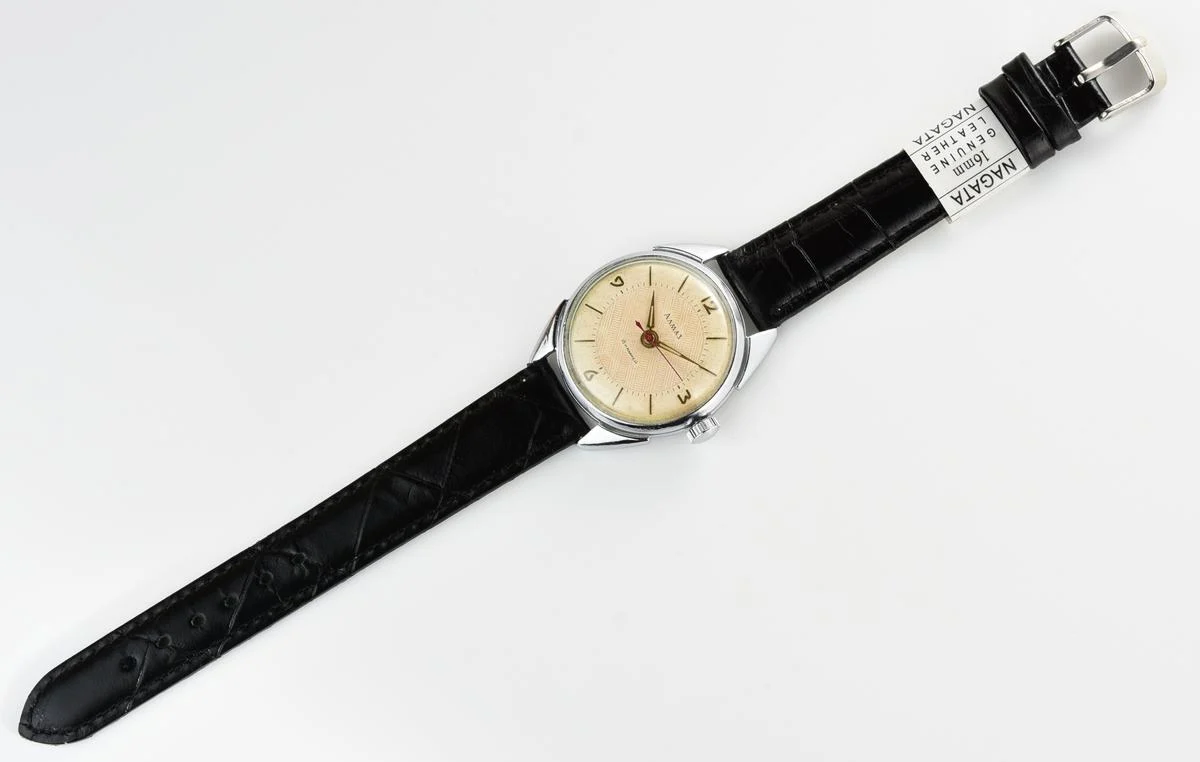Vintage Soviet Almaz mechanical wristwatch from the 2nd quarter of 1960!