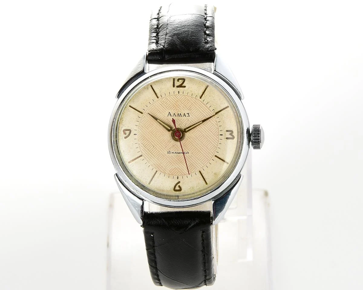 Vintage Soviet Almaz mechanical wristwatch from the 2nd quarter of 1960!