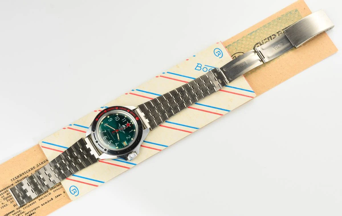 TIME CAPSULE: Vostok Komandirskie Parachute – mechanical watch – New Old Stock (NOS)!