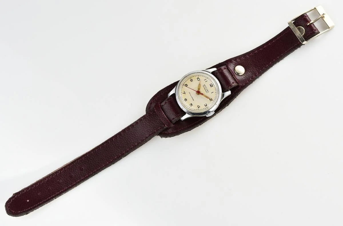 Vintage Moskva Soviet mechanical watch