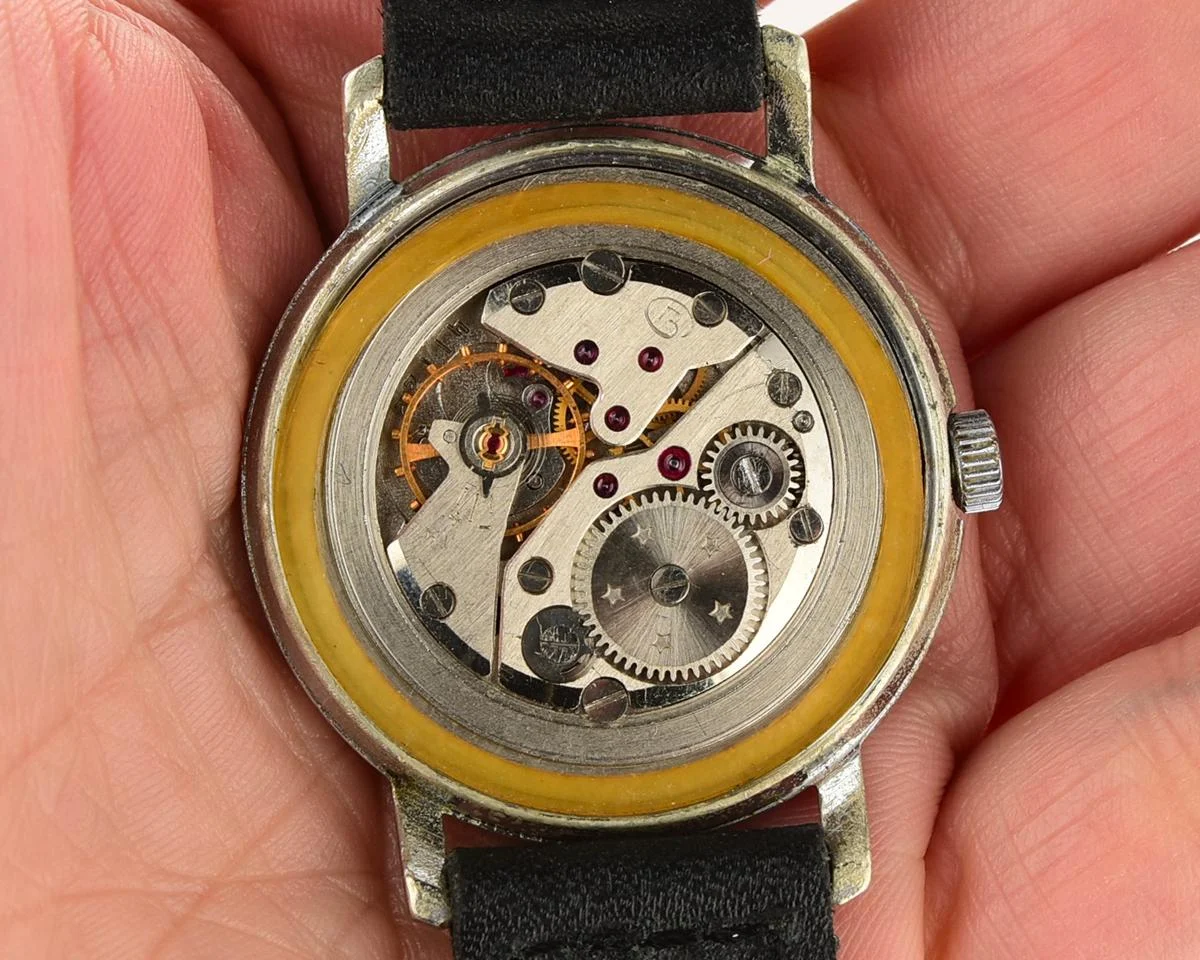 Soviet Vostok Komandirskie mechanical watch - Zakaz MO CCCP!
