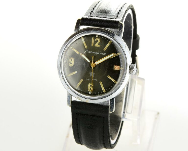 Soviet Vostok Komandirskie mechanical watch - Zakaz MO CCCP!