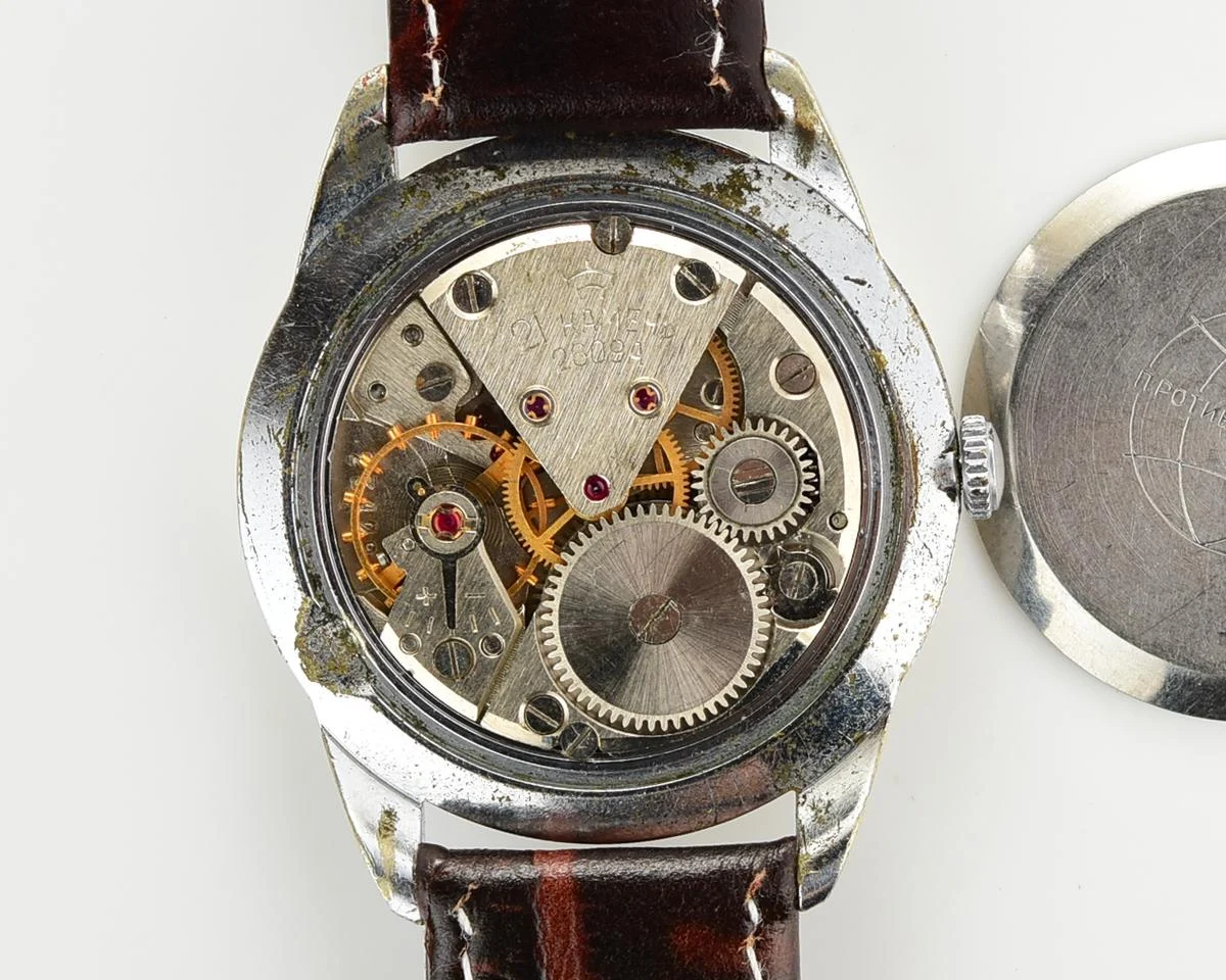 Excellent condition Raketa Baltica vintage wrist watch