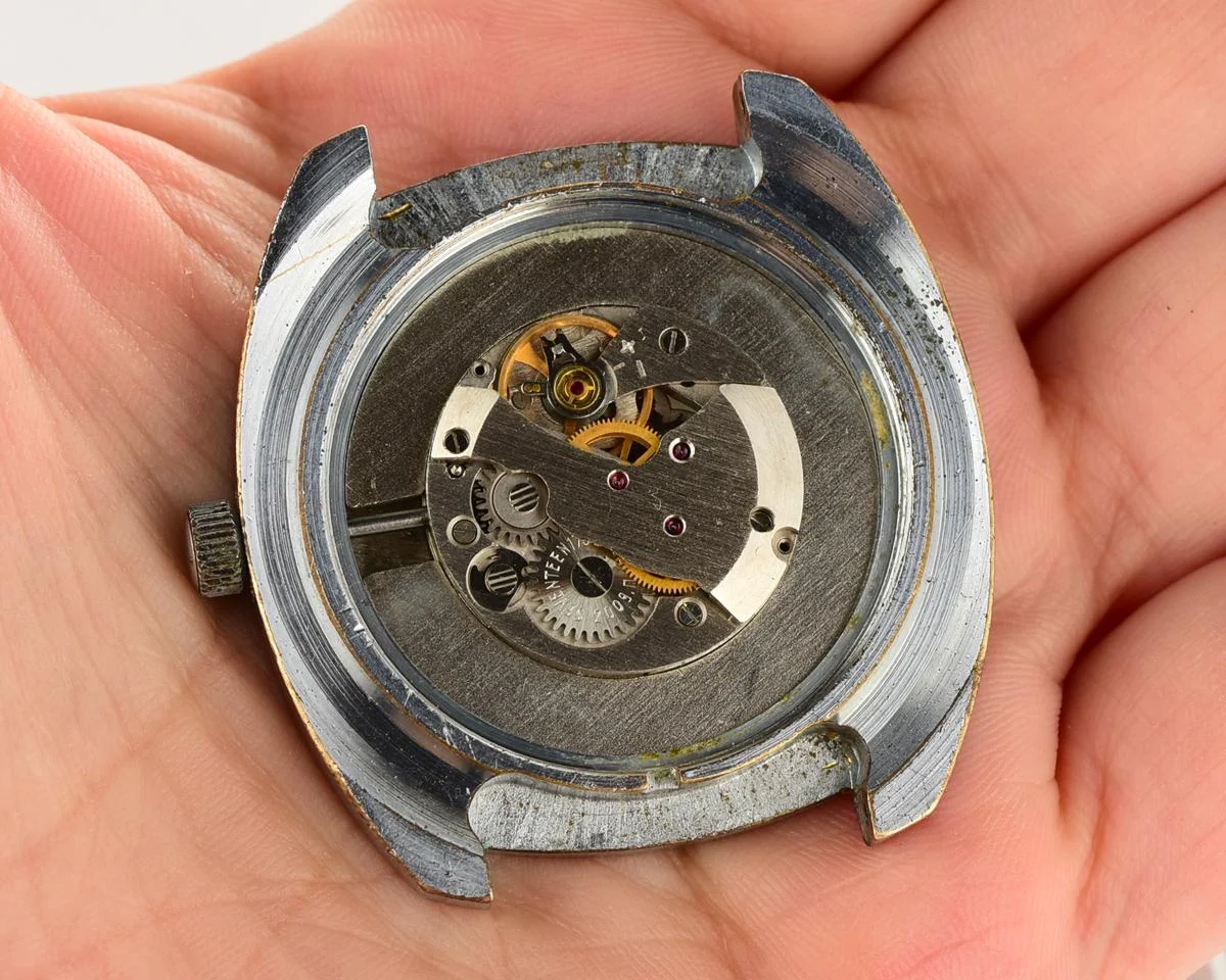 Vintage mechanical Zaria wrist watch
