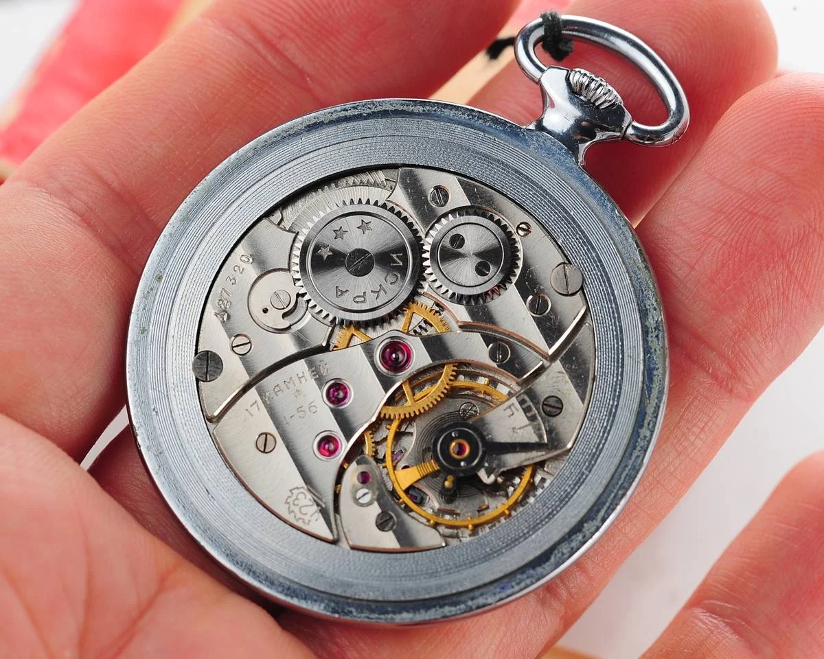 Rare: excellently preserved Iskra vintage Soviet pocket watch, from October 1956!