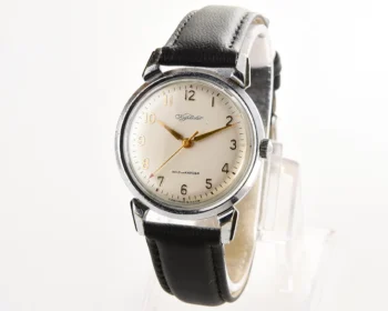 Rare! Beautiful vintage Soviet wristwatch from 1950s - Kirovskie 1st Moskow Watch Factory
