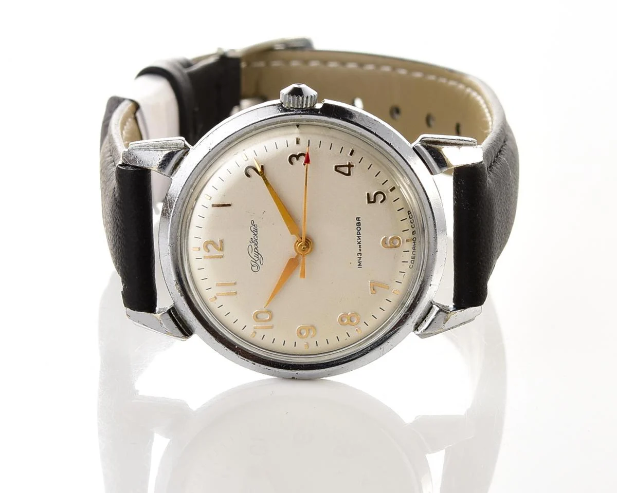 Rare! Beautiful vintage Soviet wristwatch from 1950s - Kirovskie 1st Moskow Watch Factory