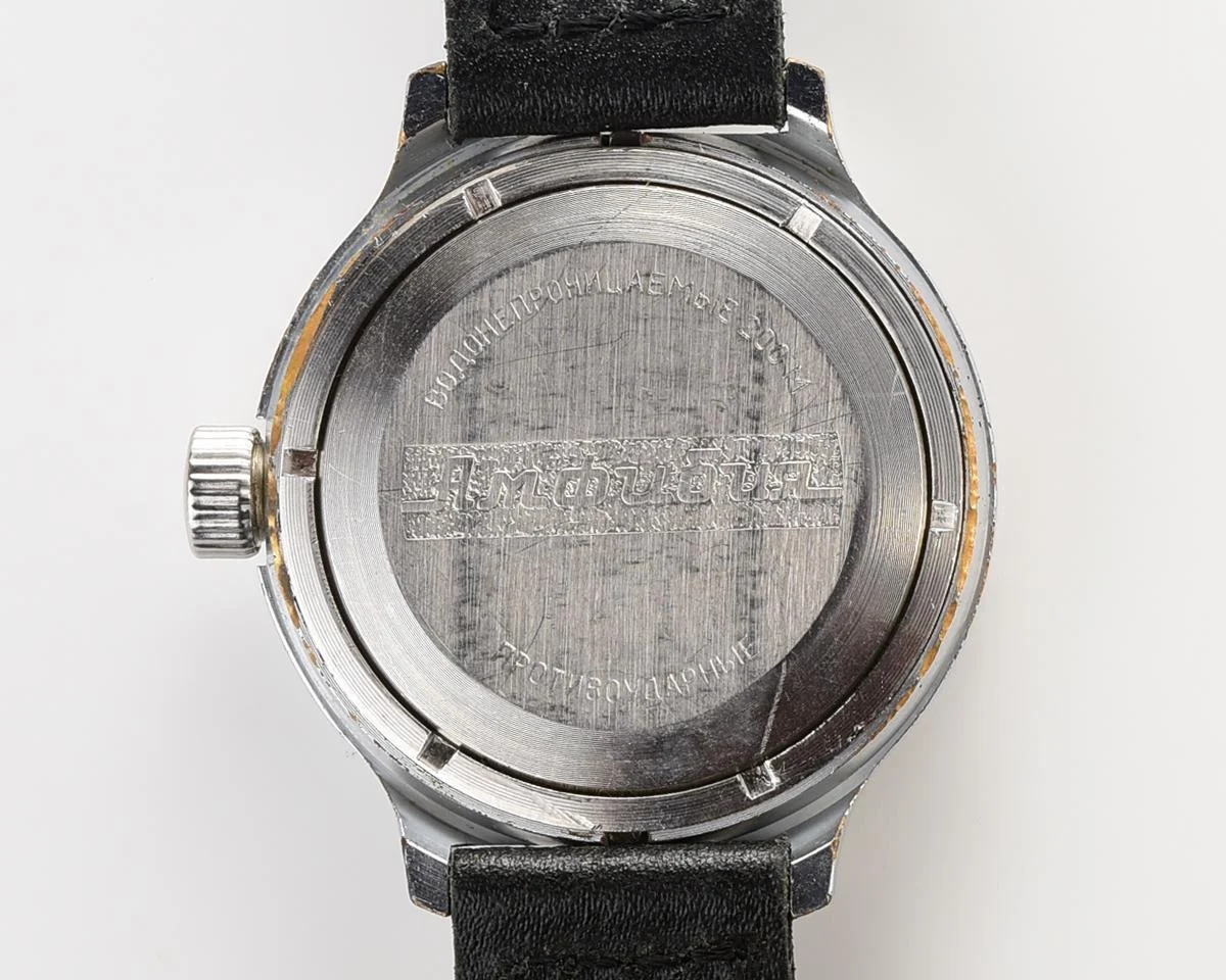 Vostok Amphibia mechanical watch – Komandirskie Submarine!