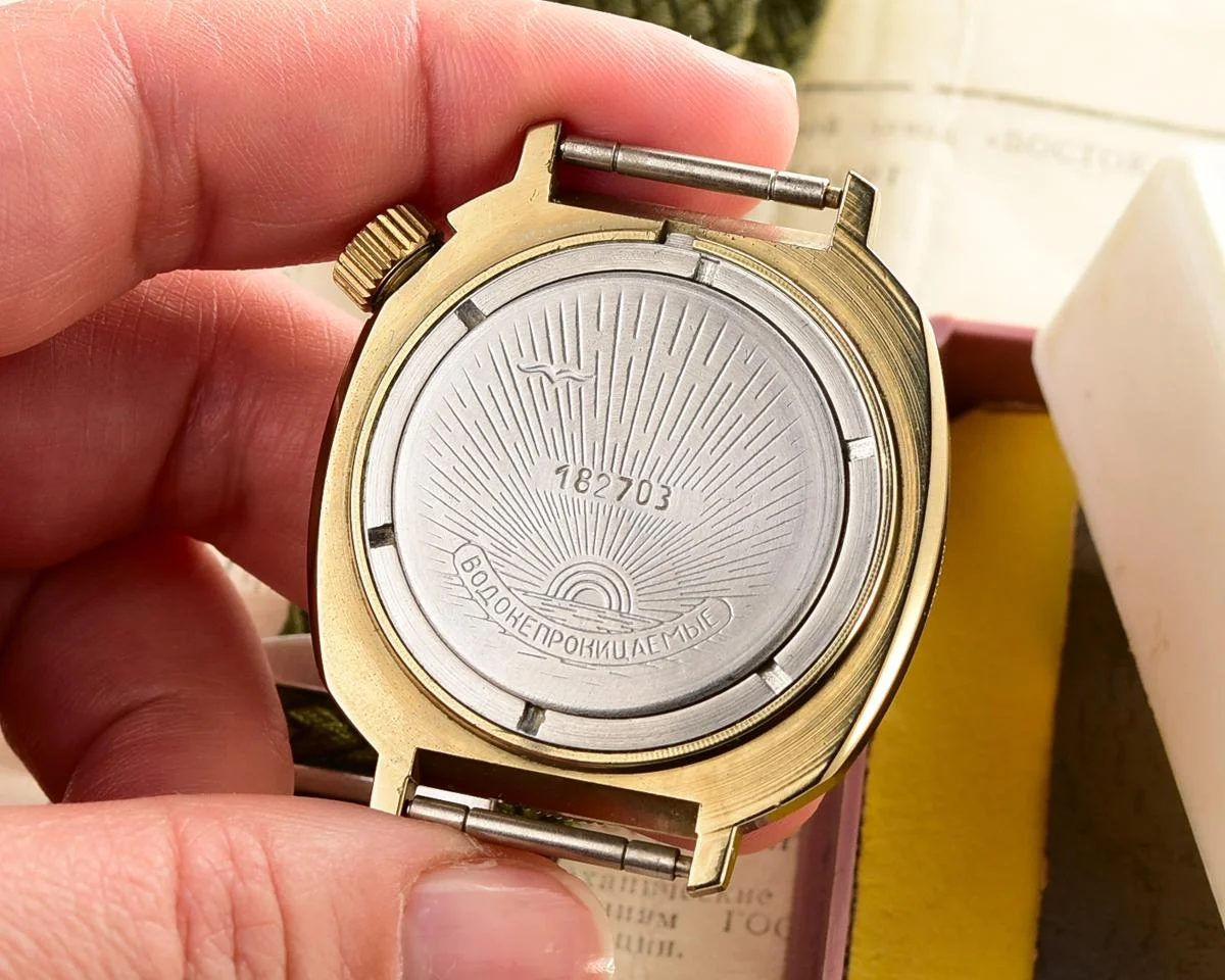 TIME CAPSULE: Vostok Komandirskie mechanical watch – New Old Stock (NOS)!