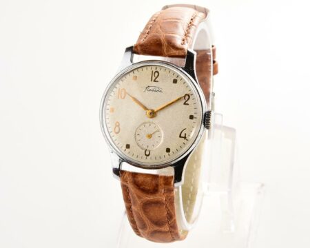 Excellent soviet mechanical POBEDA wrist watch, PChZ from 4th quarter of 1956 with engraved back!