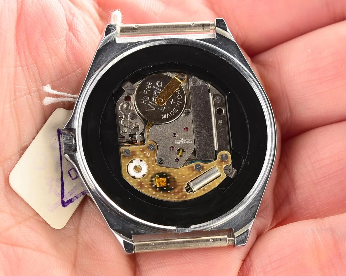 TIME CAPSULE: Soviet Slava with quartz movement – New Old Stock (NOS)!