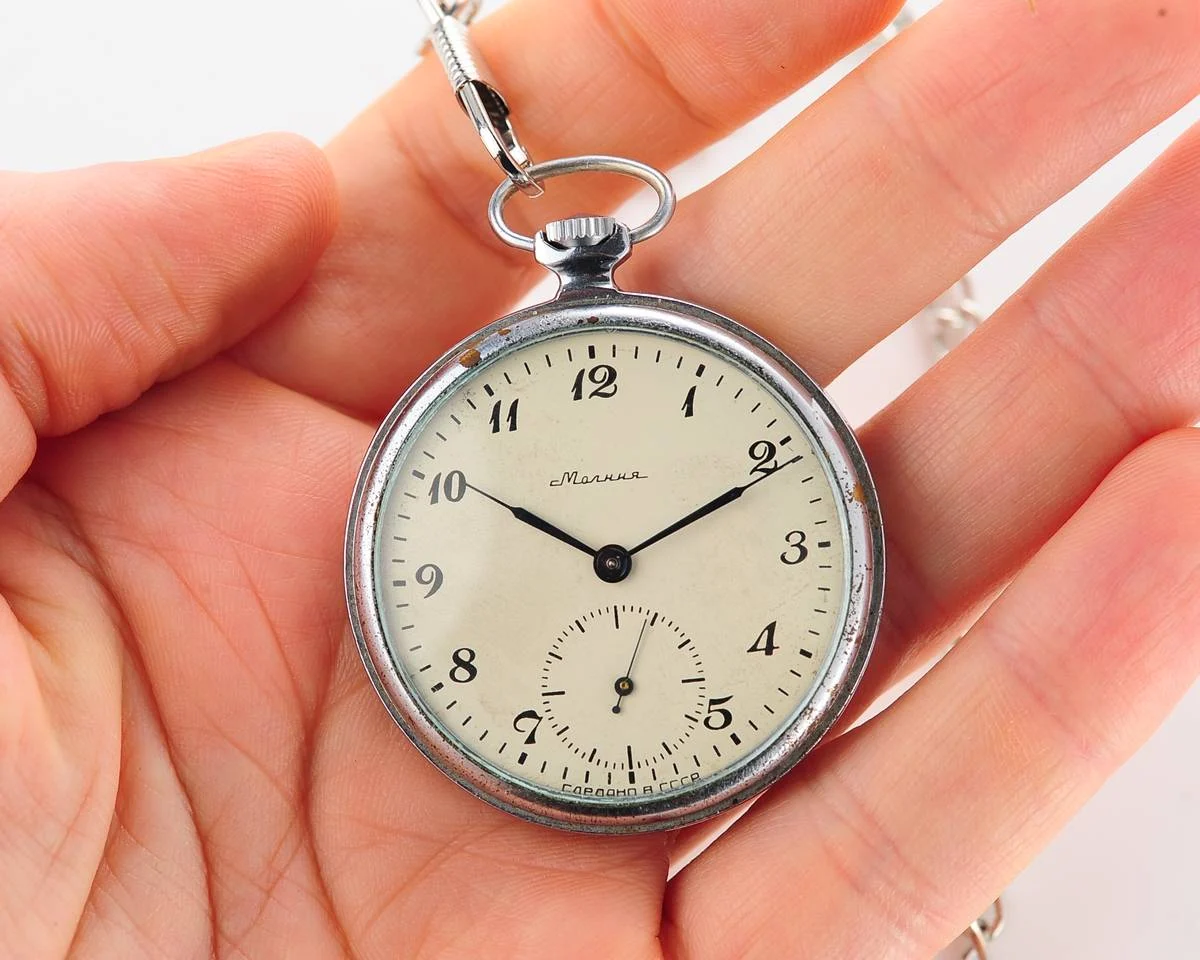 watch Molnija open face 10422-0023