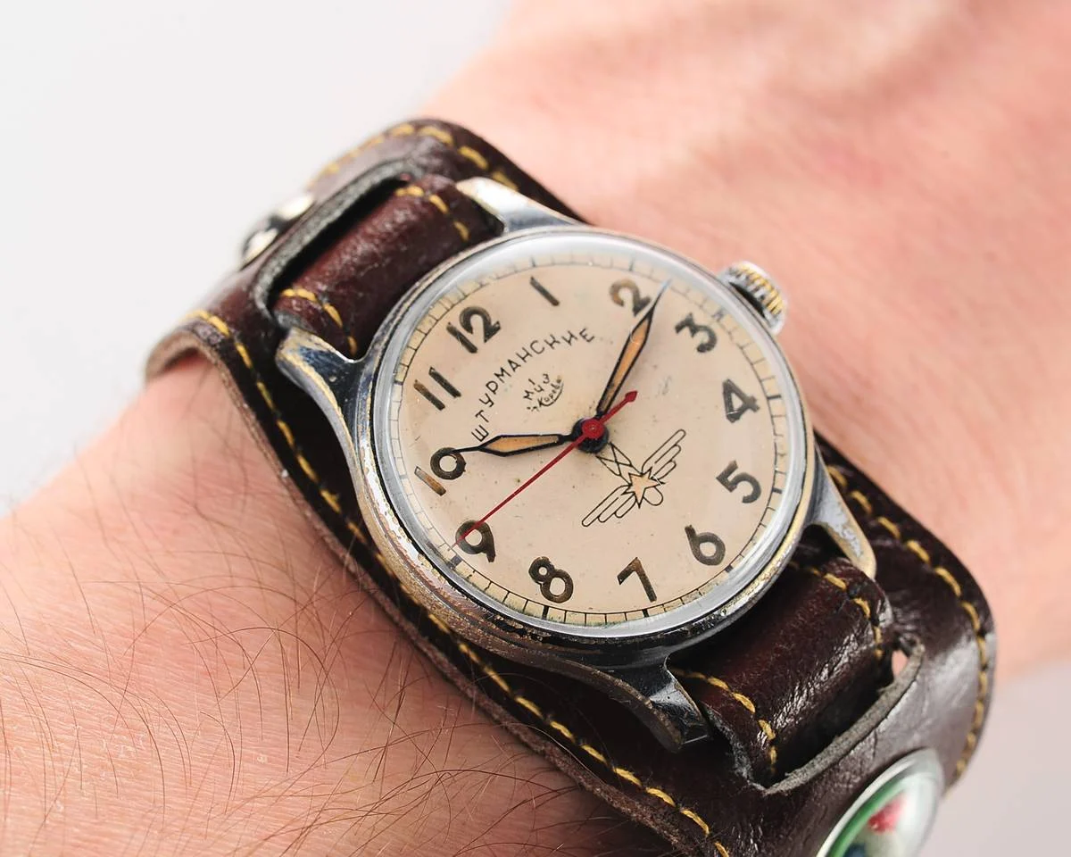 Rare: Sturmanskie type 2 mechanical watch - legendary 1st watch in space!