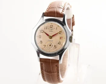 Soviet vintage Chaika (Vostok) mechanical watch