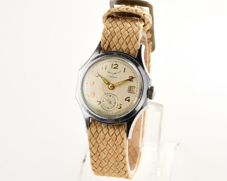 Soviet vintage Chaika (Vostok) mechanical watch