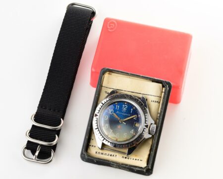 Vostok Komandirskie mechanical watch with box and paper!