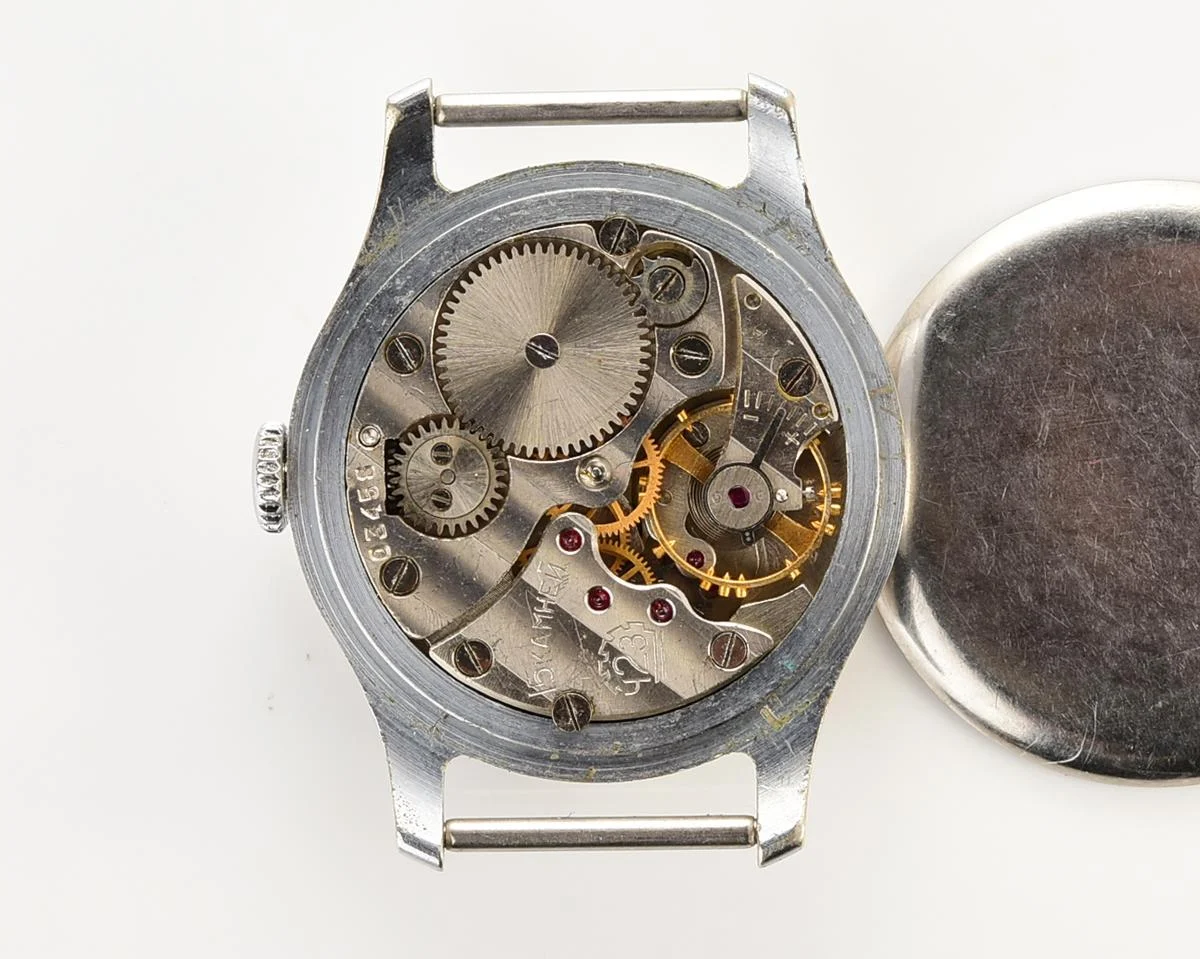 Vintage Soviet mechanical Pobeda wrist watch
