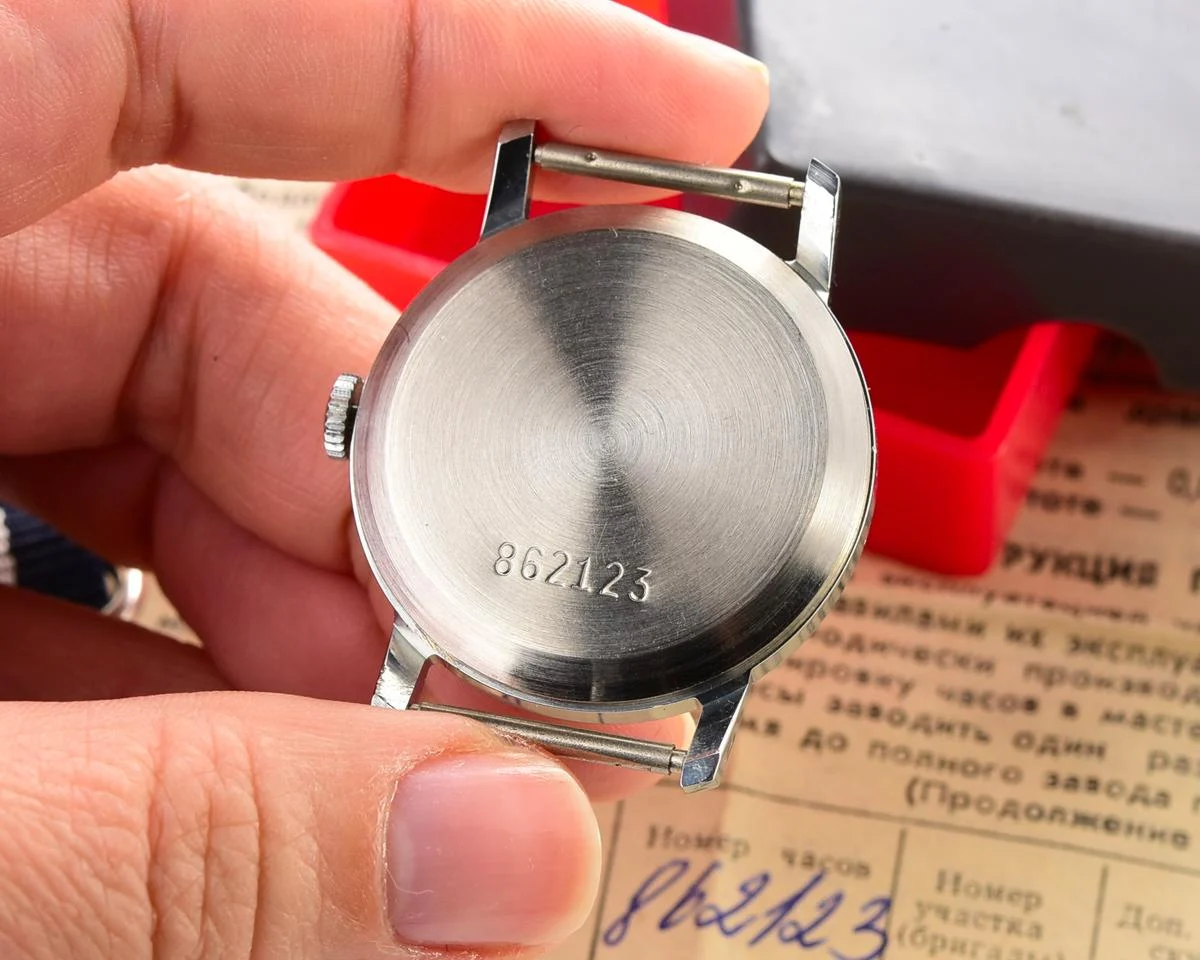 TIME CAPSULE: Soviet mechanical Pobeda watch in box – New Old Stock (NOS)!