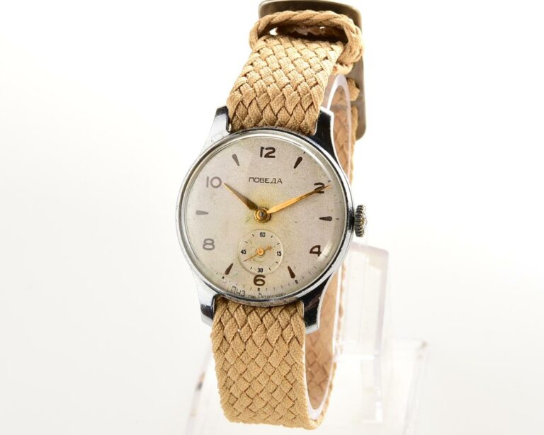 Vintage soviet mechanical POBEDA wrist watch, PChZ from 2nd quarter of 1956