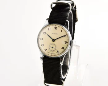 Soviet mechanical Pobeda wrist watch, 3rd quarter of 1954