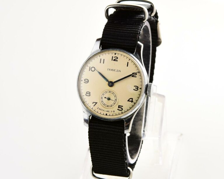 Soviet mechanical POBEDA wrist watch, 3rd quarter of 1954