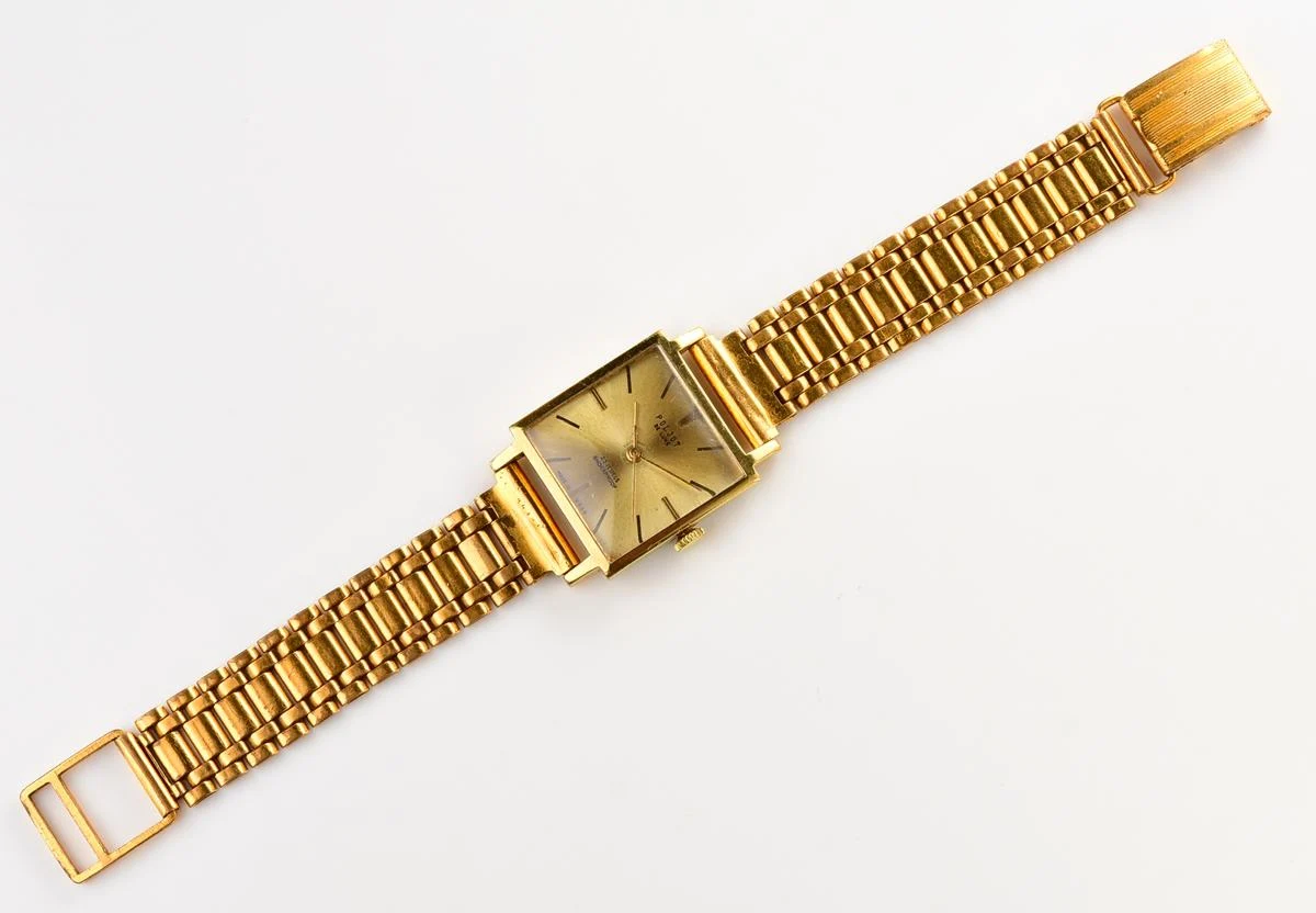 Rare! Beautiful vintage Poljot De Luxe mechanical gold-plated watch with original gold-plated bracelet