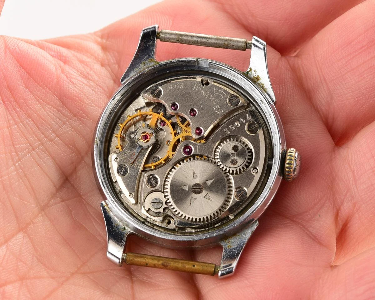 Vintage Soviet Raketa wrist watch