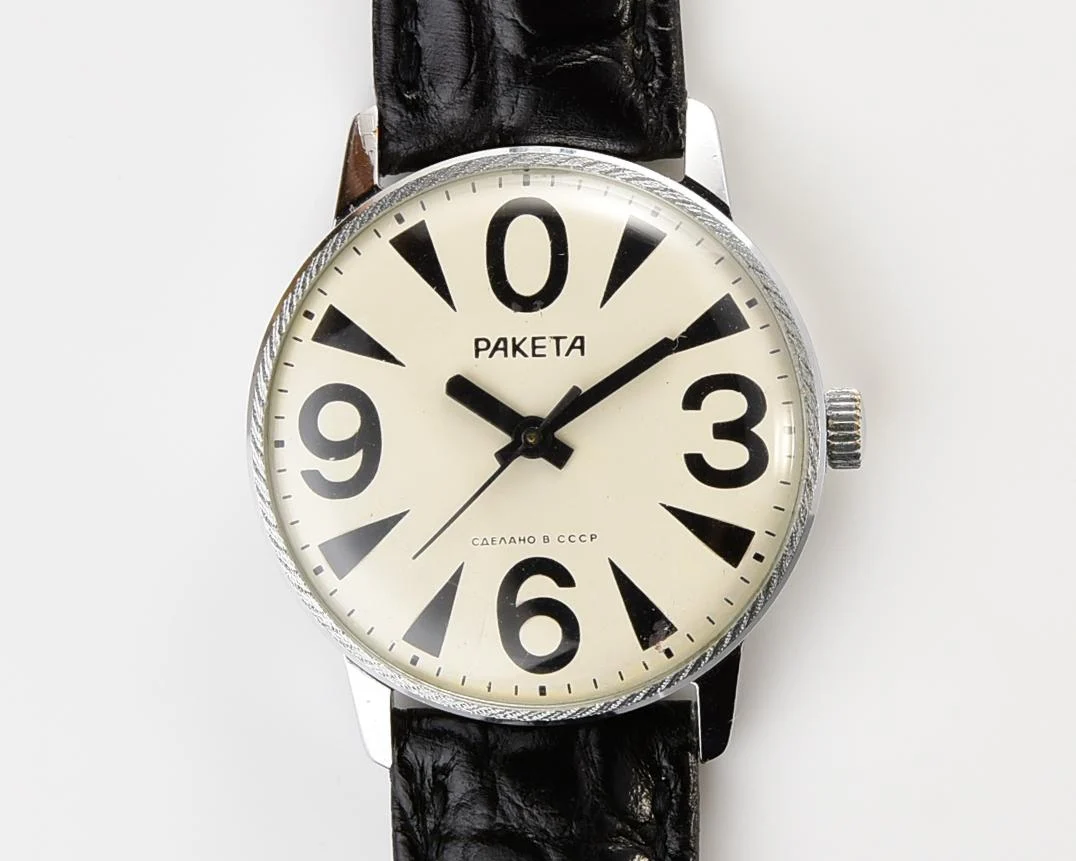 Vintage Soviet Raketa "big zero" - the illusive smaller version!