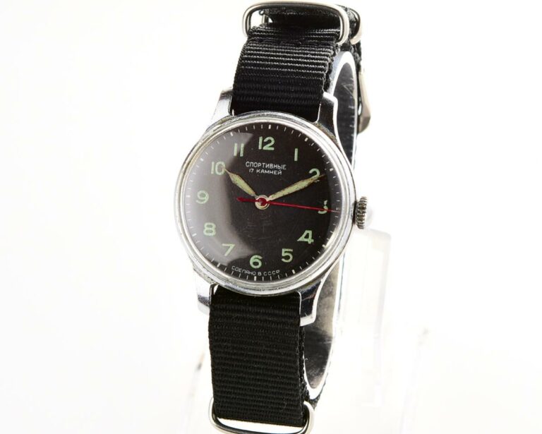 Vintage soviet SPORTIVNIE mechanical watch