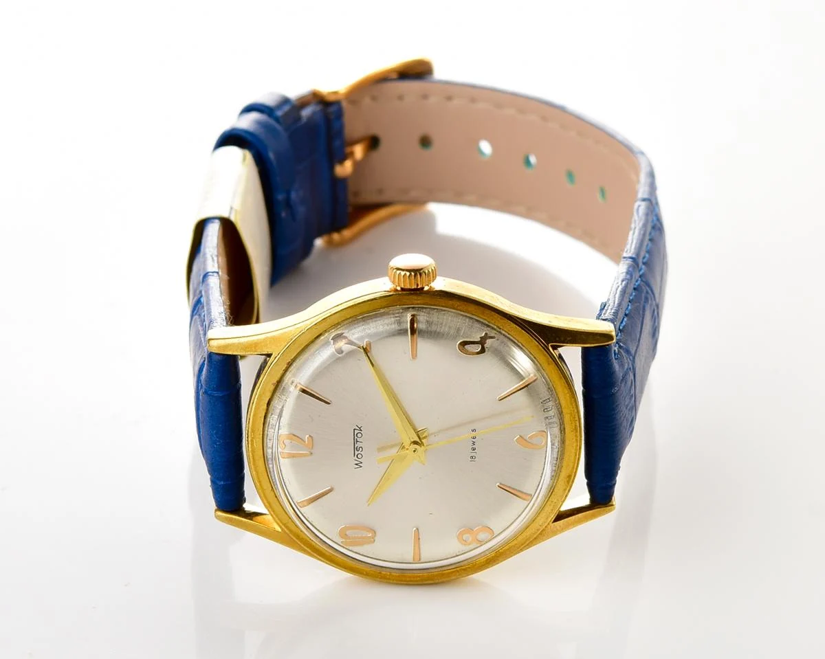 Wostok (Vostok) mechanical gold-plated wrist watch with engraved back