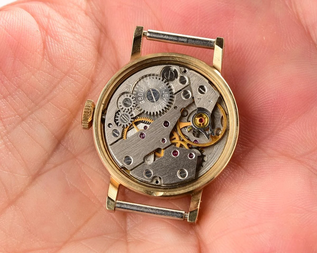 TIME CAPSULE: Zaria Soviet gold-plated mechanical watch for ladies – New Old Stock (NOS)!