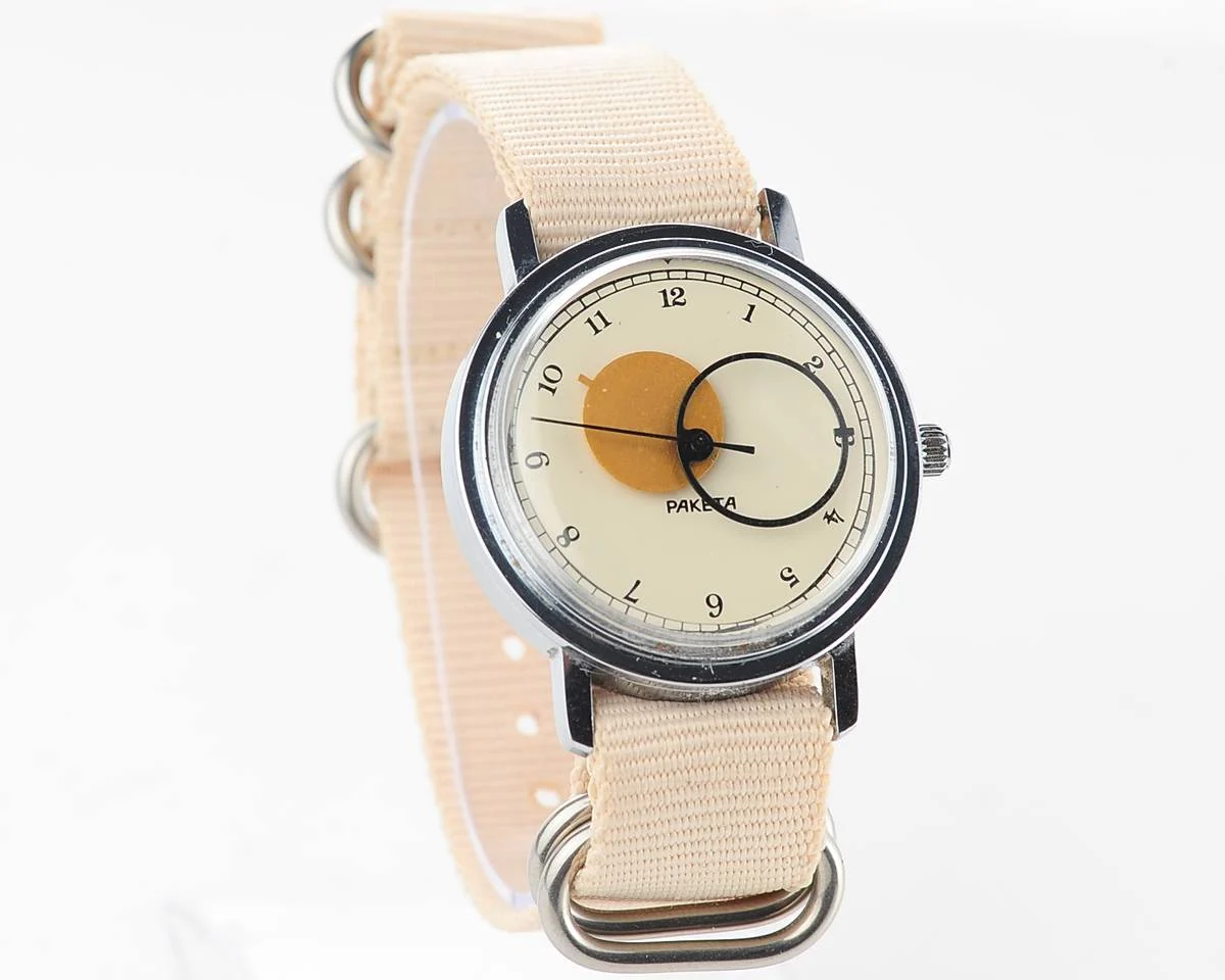 Excellent Raketa Copernicus Soviet mechanical watch with box and paper!