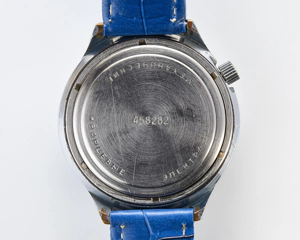 Rare Soviet vintage watch Luch with electro-mechanical hybrid 3055 movement