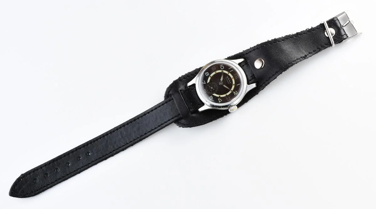Vintage Soviet Mayak mechanical watch