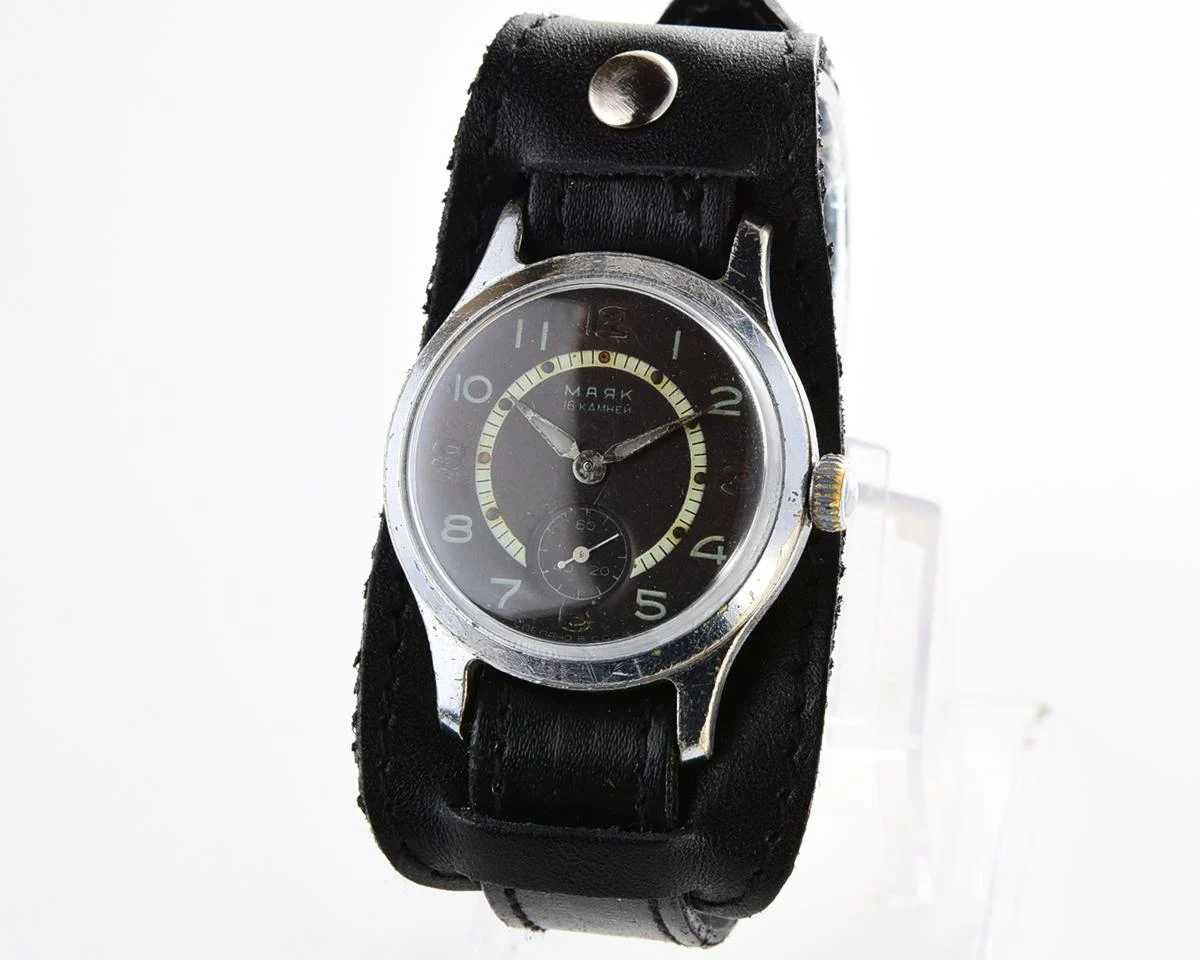 Vintage Soviet Mayak mechanical watch