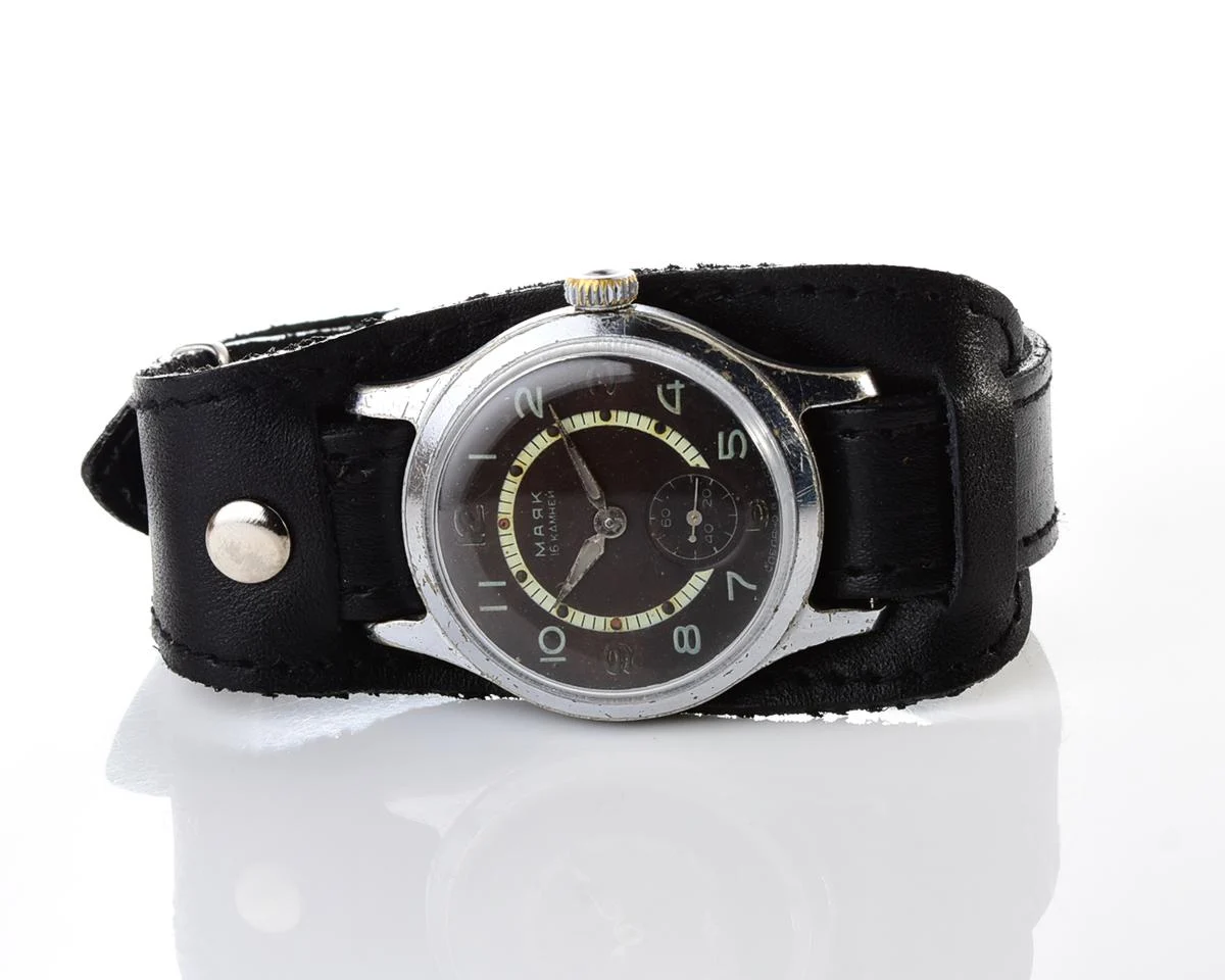 Vintage Soviet Mayak mechanical watch