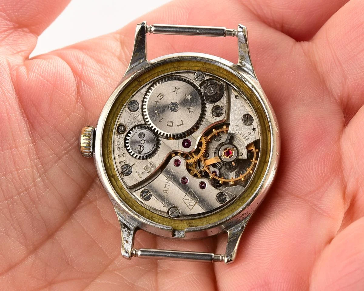 Vintage Soviet Mayak mechanical watch