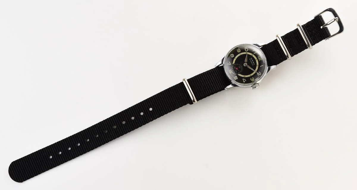 Vintage Soviet Mayak mechanical watch