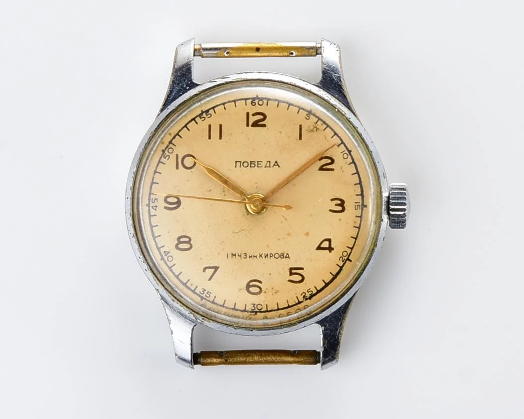 Vintage Pobeda watch with central seconds hand, from 1955
