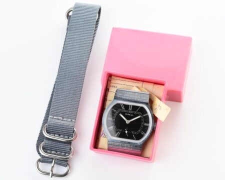 TIME CAPSULE: Soviet mechanical POBEDA watch in box – new old stock(NOS)!