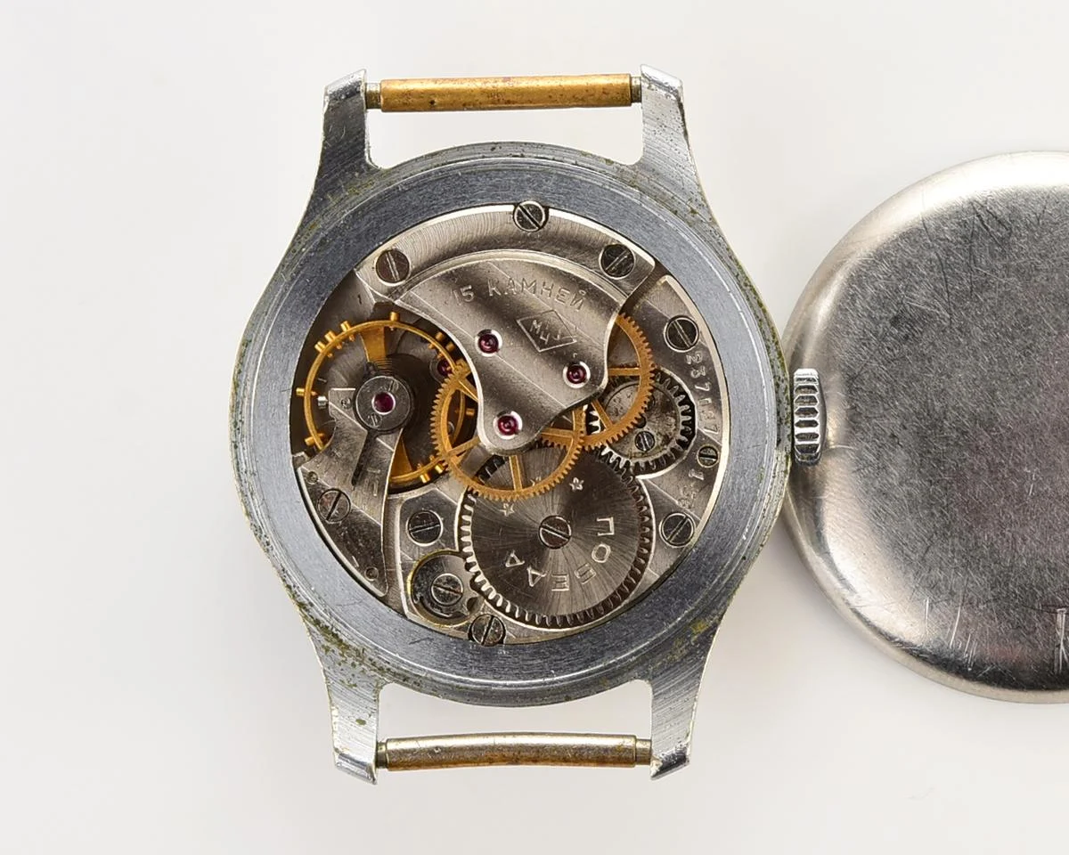 Vintage Soviet mechanical Pobeda wrist watch