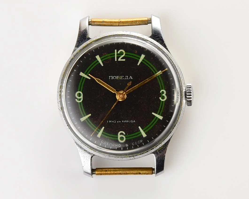Vintage Soviet mechanical Pobeda wrist watch