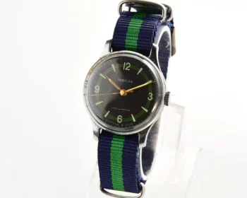 Vintage Soviet mechanical Pobeda wrist watch