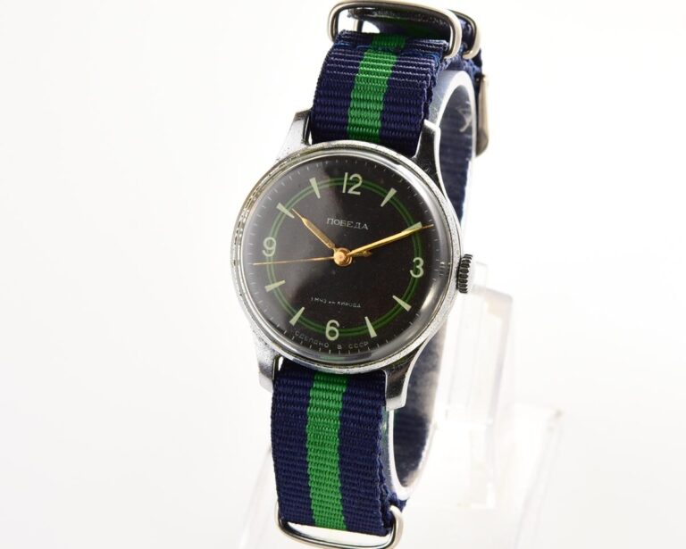 Vintage soviet mechanical POBEDA wrist watch
