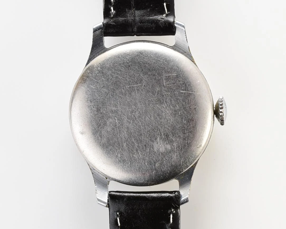 Vintage Pobeda watch with central seconds hand, 3rd quarter of 1954