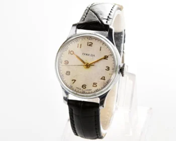 Vintage Pobeda watch with central seconds hand, 3rd quarter of 1954