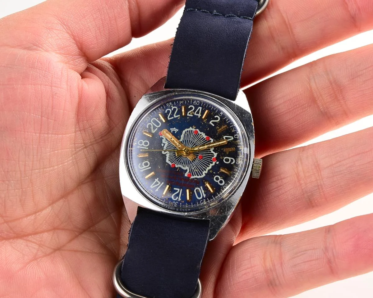 Raketa Soviet Antarctic Expedition, 24 hours watch
