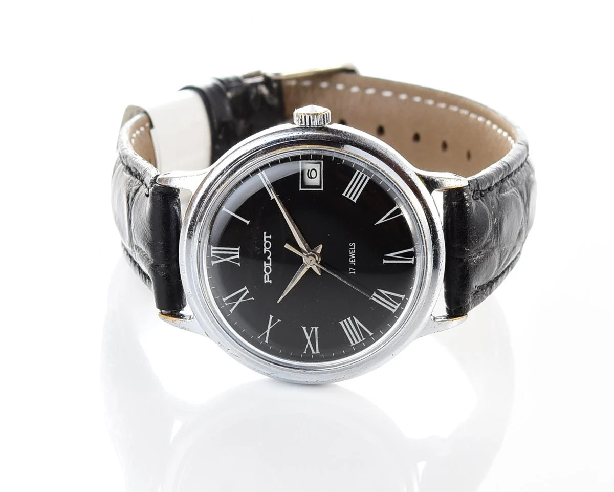 Soviet Poljot mechanical wrist watch - Roman numerals on the dial