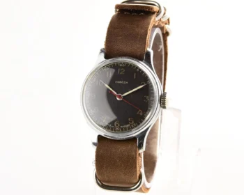 Excellent Soviet vintage Pobeda watch with central seconds hand, from 1956!